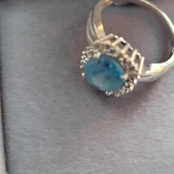 White gold Plated - Picture 6 of 6